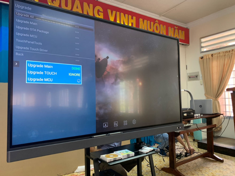 Những lưu ý cần biết khi lắp đặt màn hình tương tác