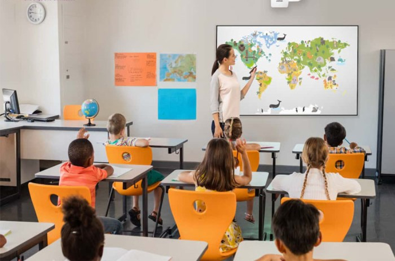 Màn hình giáo dục được đông đảo giáo viên và học sinh ưa chuộng