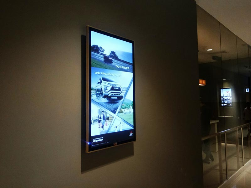 Màn hình quảng cáo Full HD chất lượng hình ảnh rõ nét, chân thật