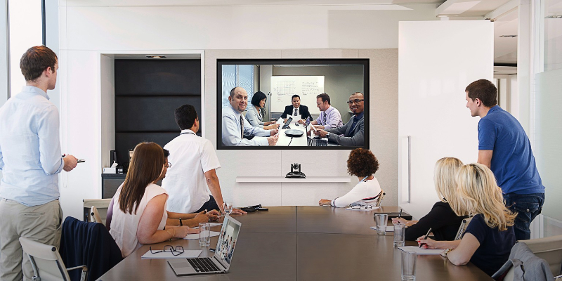 Lợi ích của bảng tương tác trong việc họp hội nghị truyền hình